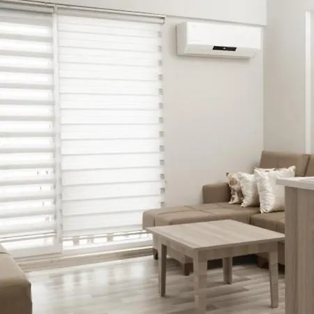 In - Kusadasi 21 2 Bedroom And Living فندق