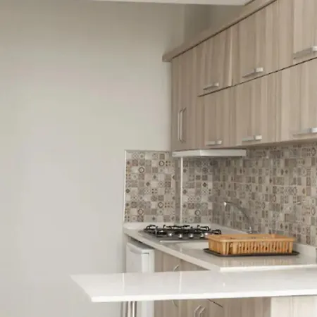 In - Kusadasi 21 2 Bedroom And Living فندق *